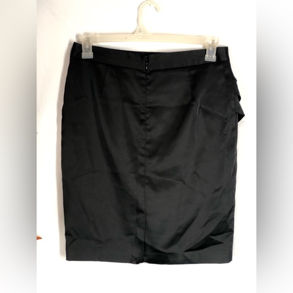 Apt 9 Women's Black SKIRT Size 8 - Picture 2 of 7